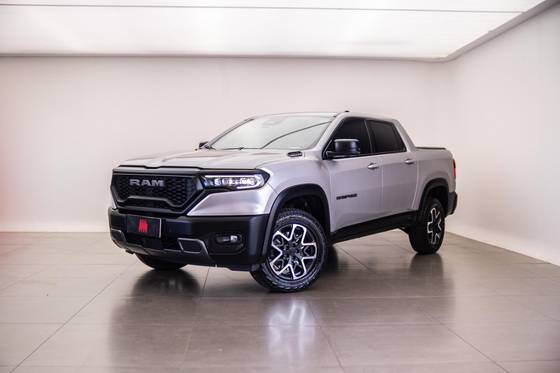 RAM RAMPAGE 2.0 HURRICANE 4 TURBO GASOLINA REBEL 4X4 AUTOMÁTICO